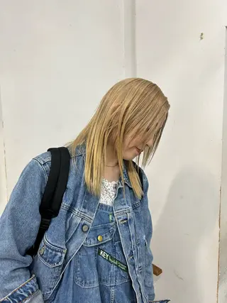 カラー ハイジ所属・上村 友優のヘアスタイル