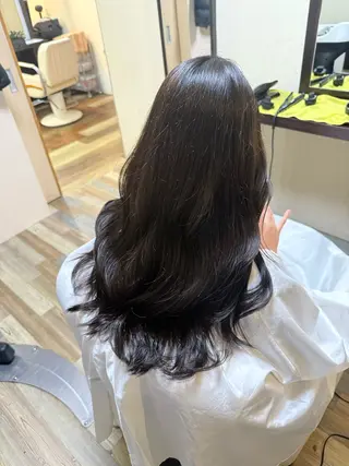 ロング カラー ニコドロップ所属・髙田 海のヘアスタイル