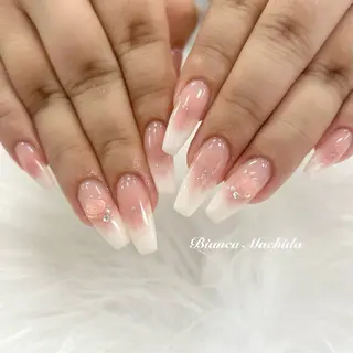 ネイル Bianca 🪽 Nakajimaのネイルデザイン