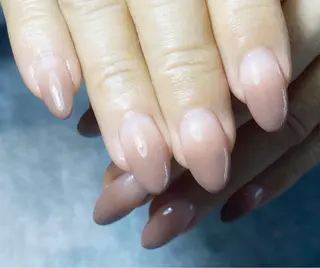 ネイル salon de pipi.　okazaki所属・O. AKINAのネイルデザイン