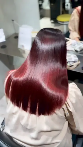 セミロング カラー パーマ ゆあ♡ 髪質改善×美髪矯正のヘアスタイル