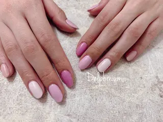 ネイル 岡本 友恵のネイルデザイン