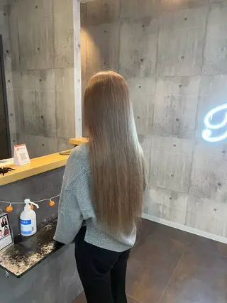 ロング スワイプするのちょっ と待った艶髪/透明感のヘアスタイル