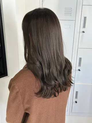 ロング 平山 千紗のヘアスタイル