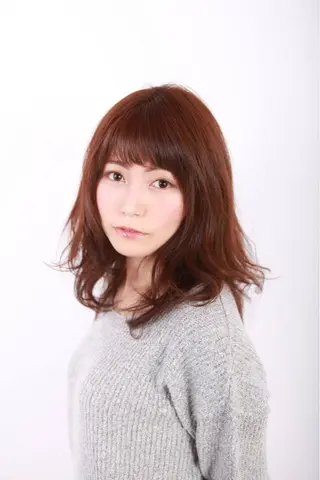 ミディアム セミロング ロング カラー パーマ 山野井 誠のヘアスタイル