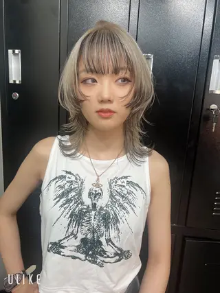 セミロング ブリーチ/ウルフ ハッシュカット/石山のヘアスタイル