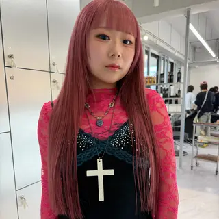 ロング カラー TATSU ミルクティーベージュのヘアスタイル