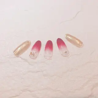 ネイル 鈴木 優菜のネイルデザイン