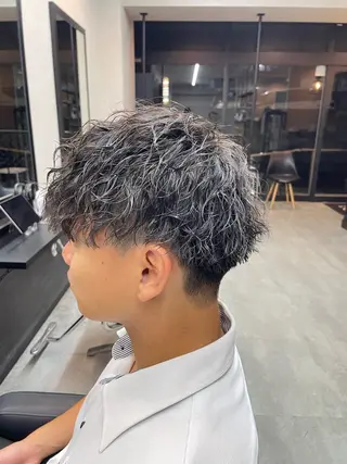 ショート 石井 圭祐のヘアスタイル