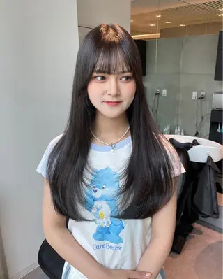 ロング 銀座/レイヤーカット 🤍内野すみれのヘアスタイル