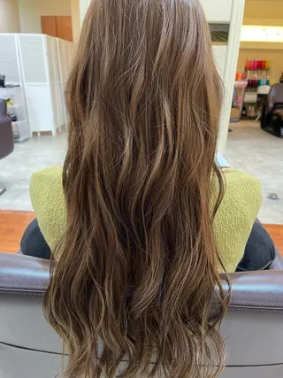 ロング カラー VENIRE古川店所属・端野七海 縮毛矯正のヘアスタイル