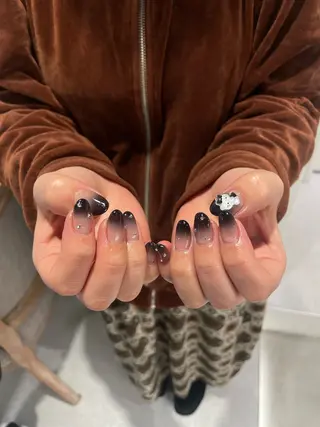 ネイル クルミ/ 💕ワンホンネイルのネイルデザイン