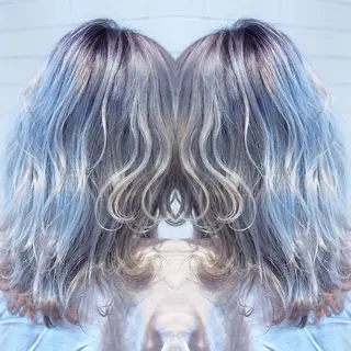 ミディアム カラー 及川シゲル 髪質改善講師のヘアスタイル