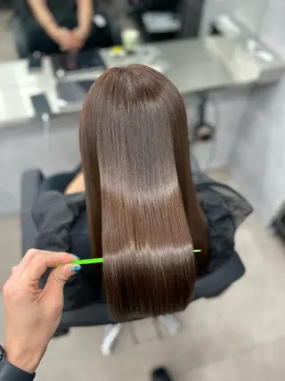 ロング 🦄髪質改善トリー トメント🦄イリスのヘアスタイル