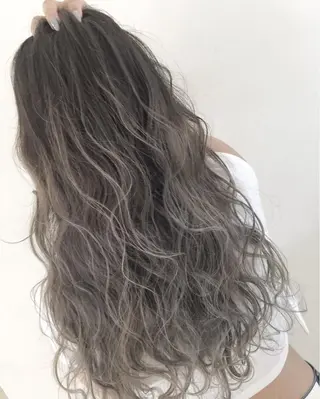 ロング カラー LAS 代表 ナガカワ コウヘイのヘアスタイル