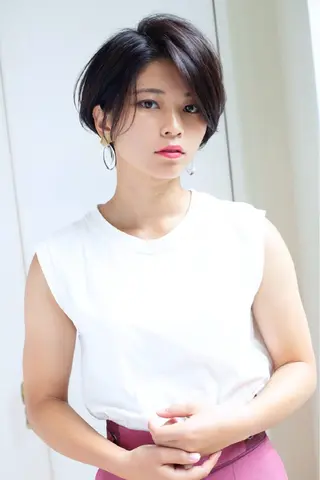 ショート カラー パーマ Lond leglise 立川所属・🥝似合わせ小顔 ボブ🌏shioのヘアスタイル