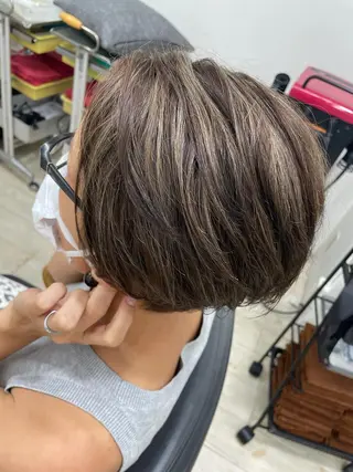 ショート 心斎橋/海外レイヤー 募集中三好玲奈のヘアスタイル