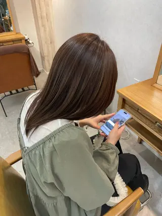 ミディアム カラー 植原 遥夏のヘアスタイル