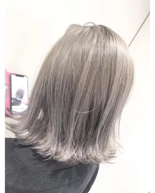 ミディアム カラー 💓シールエクステ ルミエールのヘアスタイル