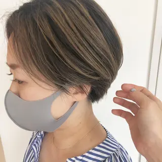 ショート カラー ヤマモト マイのヘアスタイル