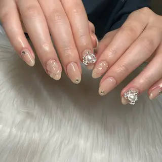 ネイル Nailist Amiのネイルデザイン