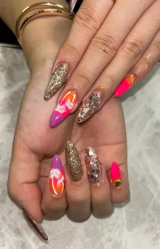 ロング ネイル MADIA 横浜所属・池上 優希のネイルデザイン