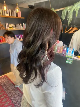 ロング カラー Linda Hiro所属・坂下 麻梨奈のヘアスタイル