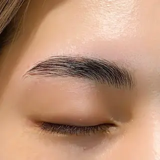 アイブロウ Koa 🫧 Mei.のマツエク・マツパデザイン