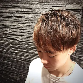 ショート パーマ メンズ 山田 哲平のヘアスタイル