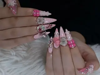ネイル Julli nail所属・Julli ジュリのネイルデザイン
