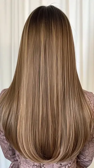 カラー NATUKI ❄️BASE❄️のヘアスタイル