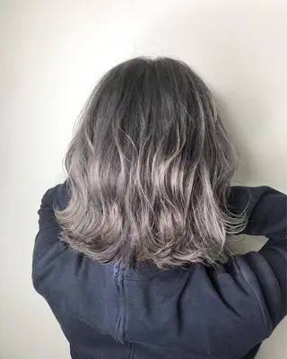 ショート カラー エミュスト心斎橋所属・🎨カラー&髪質改善 松葉優希のヘアスタイル