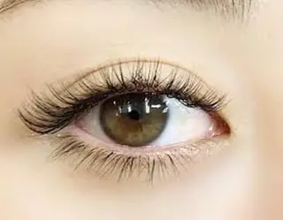 マツエク・マツパ eyelash&nailstudio BeautyA×Re:NaiL所属・アイリスト SAITOのマツエク・マツパデザイン