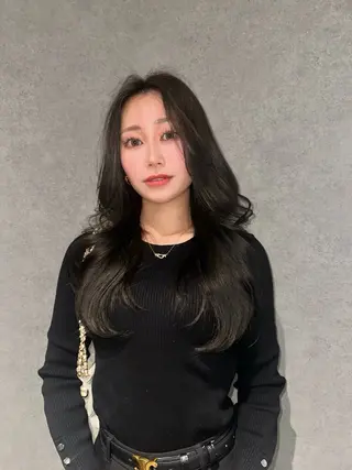 ロング カラー naito/ブリーチ /エクステ/縮毛のヘアスタイル