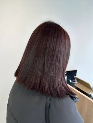 ミディアム カラー 山路 和花のヘアスタイル