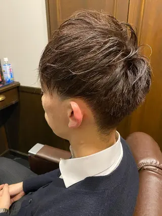 メンズ プレミアムバーバーヒロ銀座所属・成田 知佳のヘアスタイル