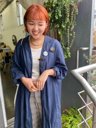 ミディアム カラー qiie/ワンカラー インナーカラーのヘアスタイル