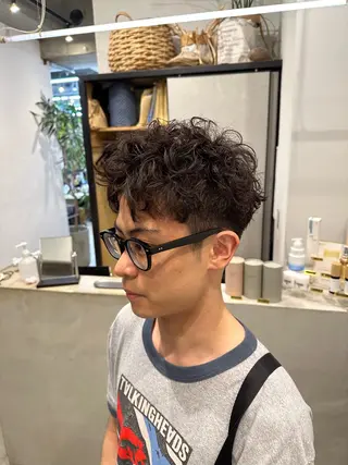 ショート パーマ メンズ 川口開世 layer cutのヘアスタイル