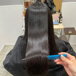 ロング カラー miloc那覇 MIKUのヘアスタイル