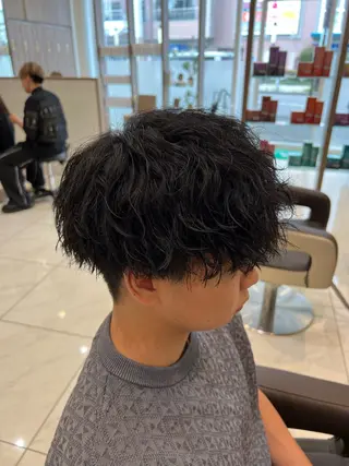 ショート パーマ メンズ 🕯コバ/レイヤー/ 透明感/縮毛🕯のヘアスタイル