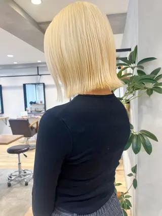 ミディアム カラー 切りっぱなしボブ 艶カラー🌷江梨🍎のヘアスタイル