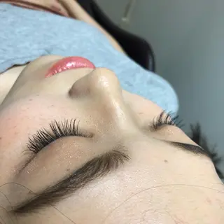 マツエク・マツパ VIEWユリナ メイク/ カットのヘアスタイル