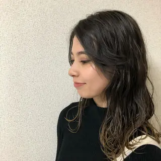 ミディアム 🪐SOURCE 塚口　シマブクロ🪐のヘアスタイル