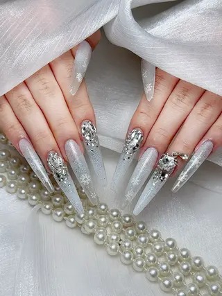 ネイル ENsalon akiのネイルデザイン