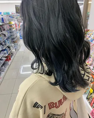 ショート カラー 吉沢遣人/レイヤー 艶カラー/パーマのヘアスタイル