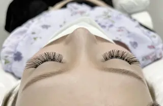 マツエク・マツパ 韓国風束感まつ毛 🫧Akaneのマツエク・マツパデザイン