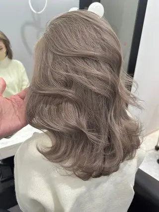 ミディアム カラー i'll 髪質改善 淀屋橋 大阪【イル】所属・エクステ/ブリーチ tasukuのヘアスタイル