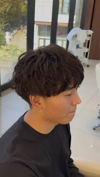 メンズ レブリィゼンコー多摩平の森所属・ZENKO 渡辺将功のヘアスタイル