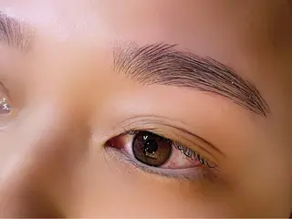 アイブロウ mika❤︎まつげ| 眉毛|束感【茅ヶ崎】のマツエク・マツパデザイン