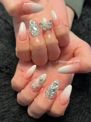 ネイル AviviyaNail所属・kubo ayaのネイルデザイン